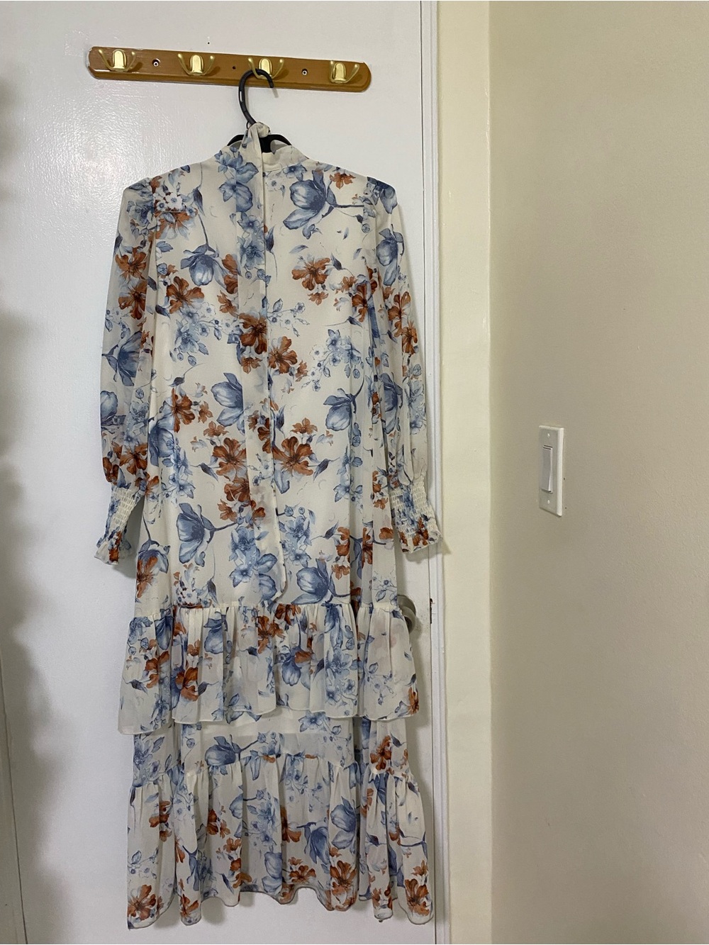 SHEIN Cream Floral Tiered Maxi Dress with Blue & Brown Blooms